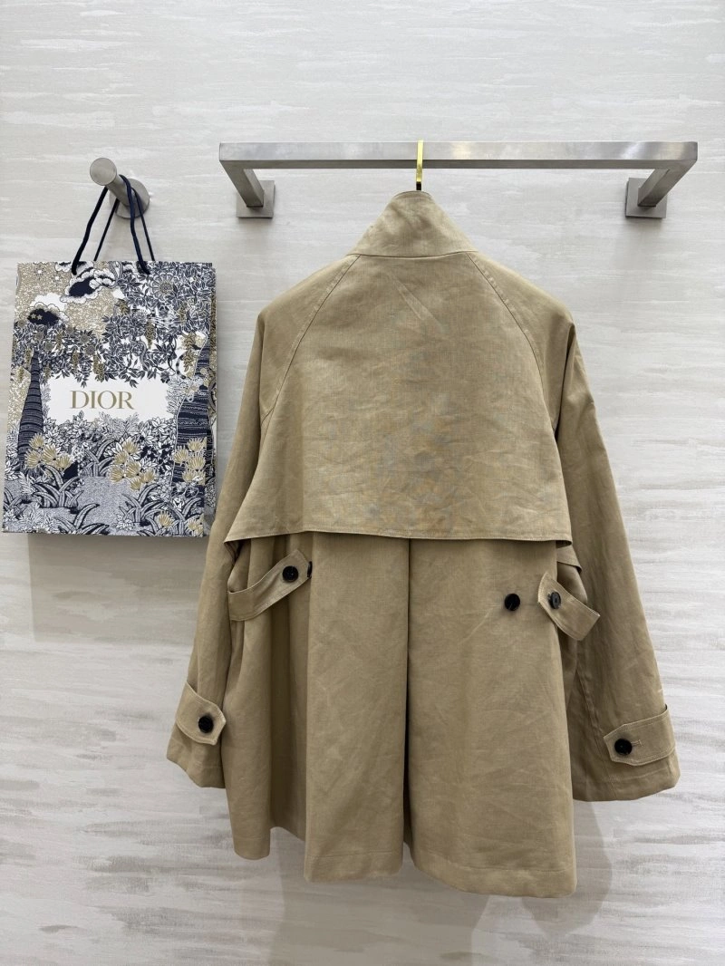 EyeCatching Christian Dior Outwear 113759