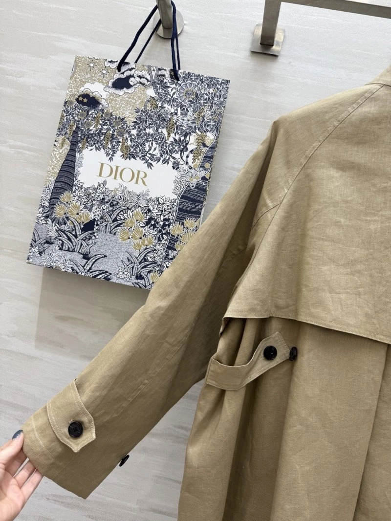 EyeCatching Christian Dior Outwear 113759