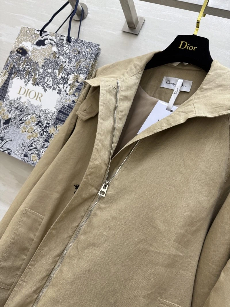 EyeCatching Christian Dior Outwear 113759