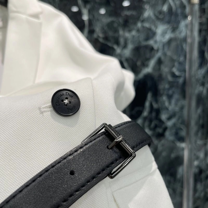 Trendy Christian Dior Outwear 113751
