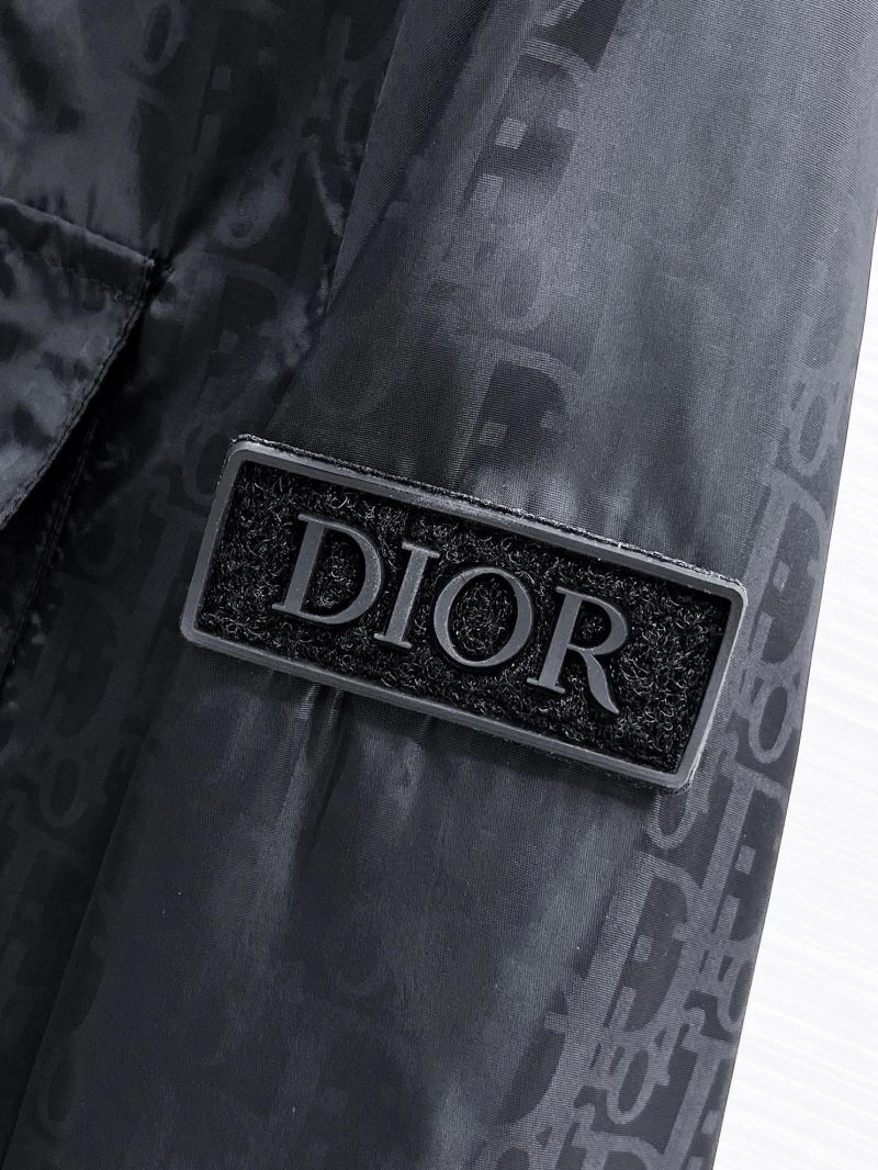 Lightweight Christian Dior Outwear 115812