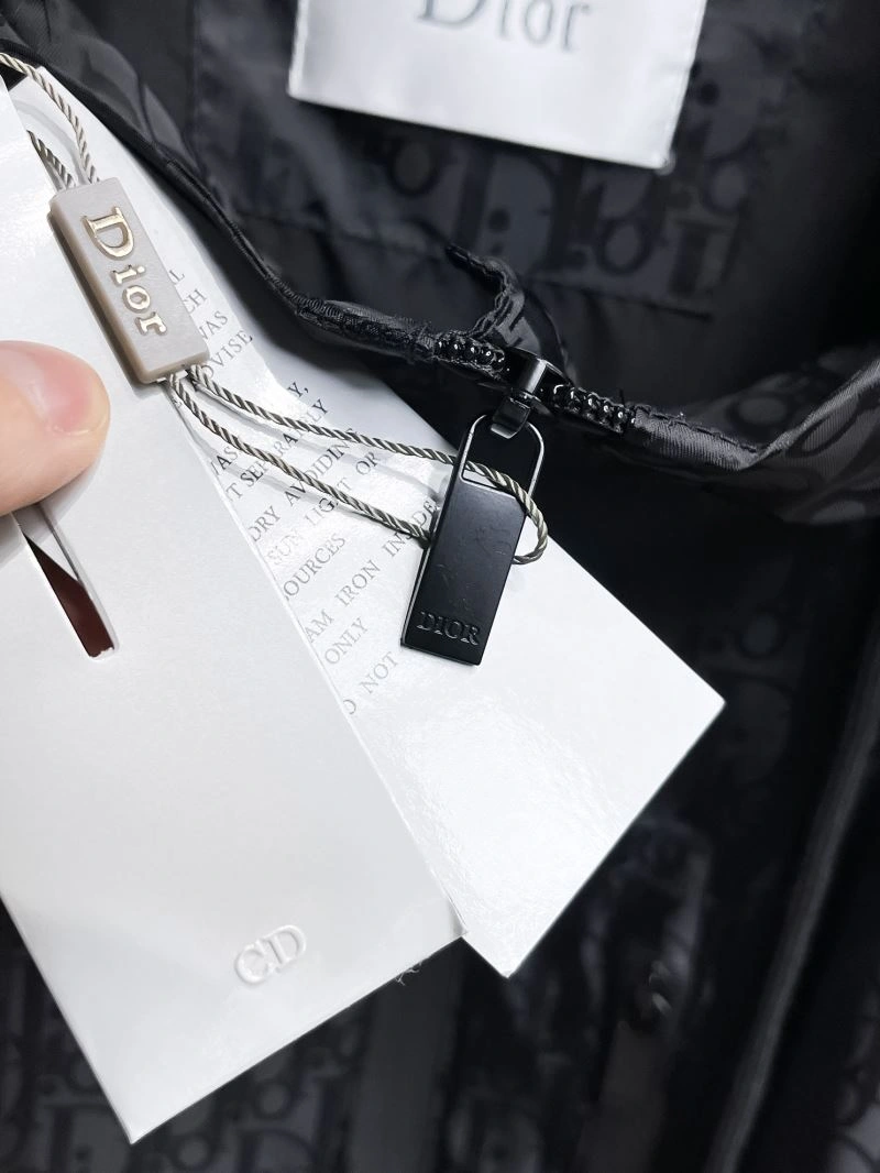 Compact Christian Dior Outwear 115804