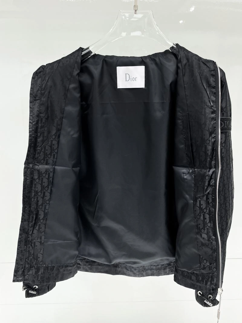 Sustainable Christian Dior Outwear 115806