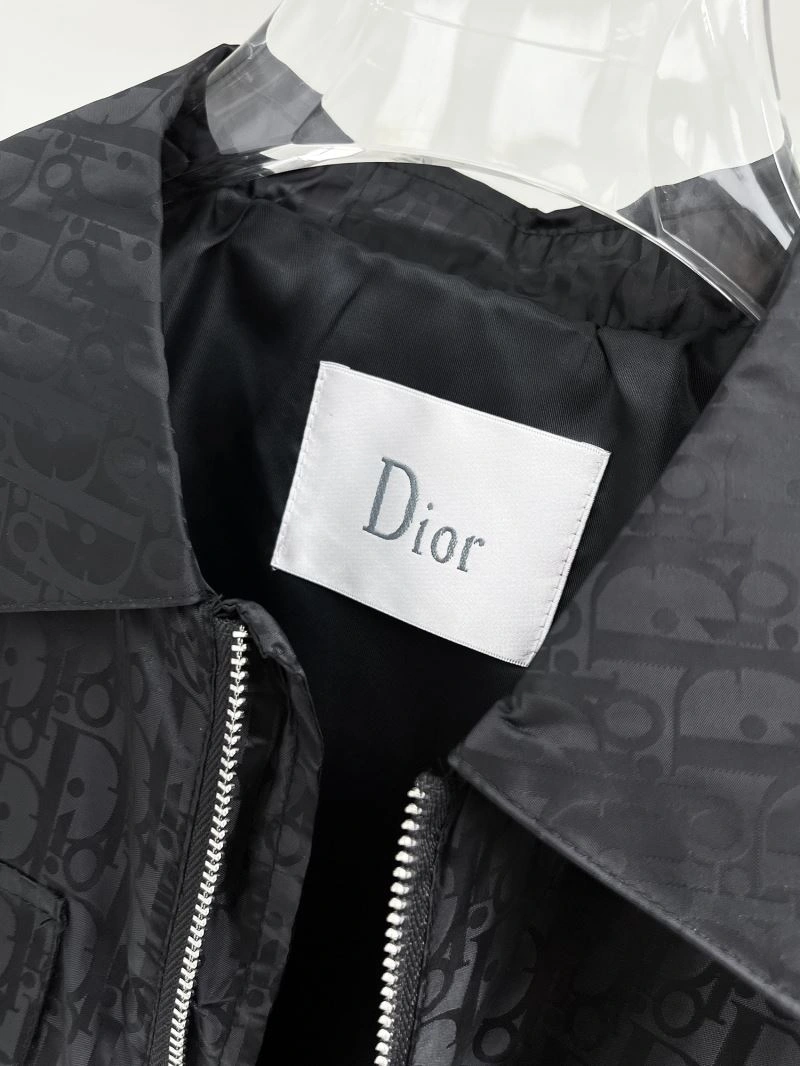 Sustainable Christian Dior Outwear 115806