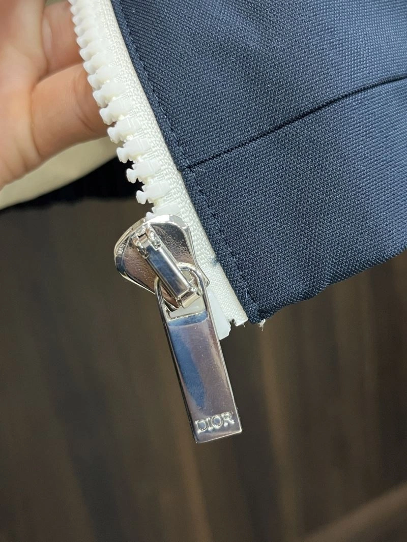 Durable Christian Dior Outwear 115801