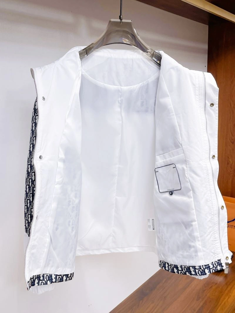Lightweight Christian Dior Outwear 115780