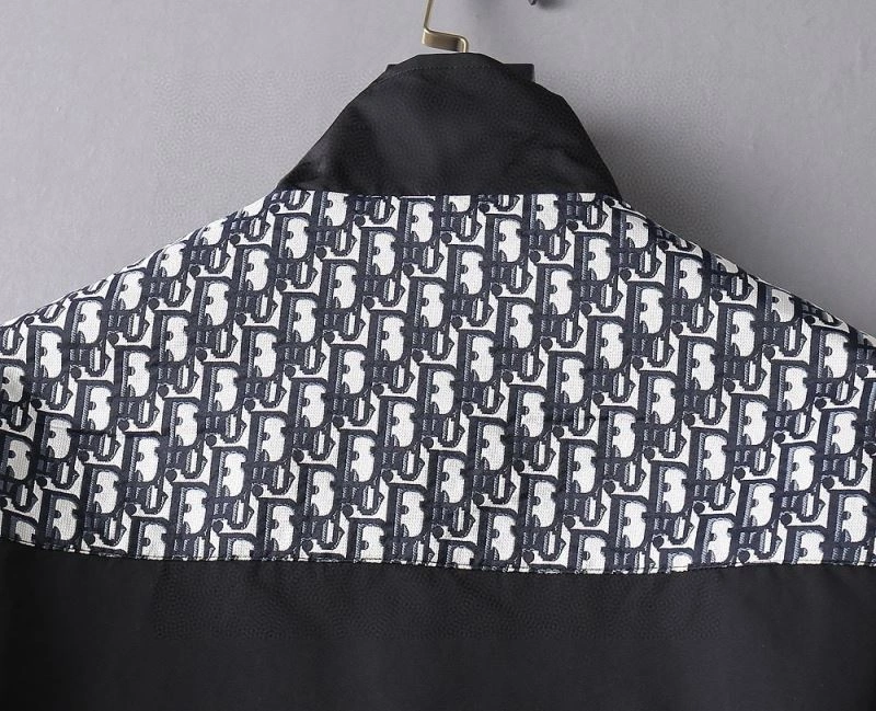 Elegant Christian Dior Outwear 115774