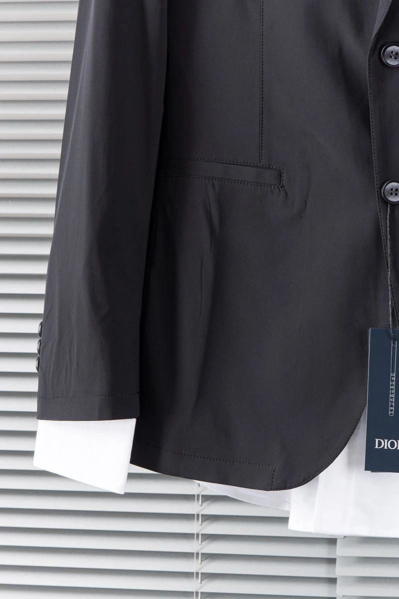 Trendsetting Christian Dior Outwear 115405