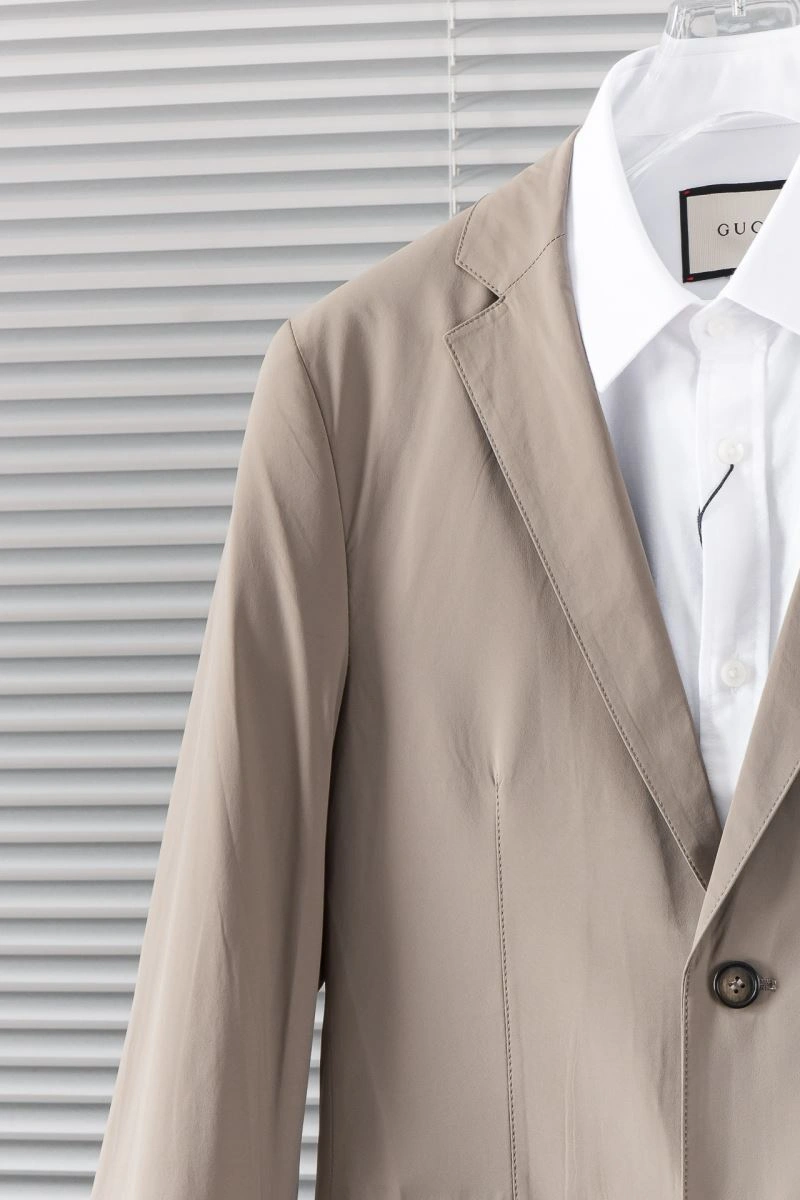 Refined Christian Dior Outwear 115429