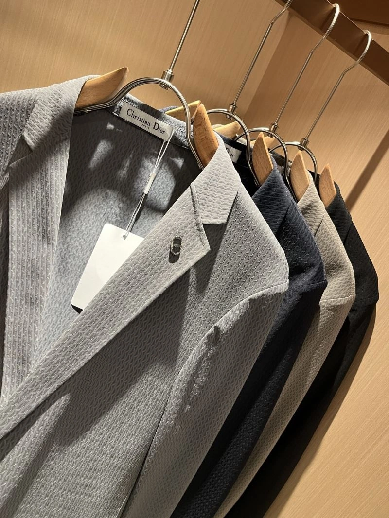 Comfortable Christian Dior Outwear 115431