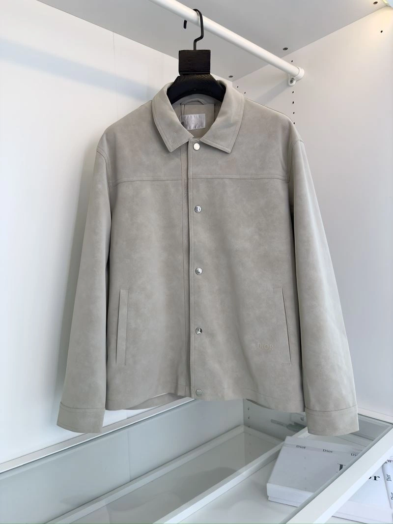 Unique Christian Dior Outwear 115401