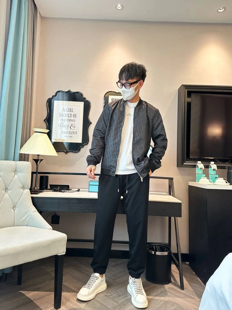 Upgraded Christian Dior Outwear 115391
