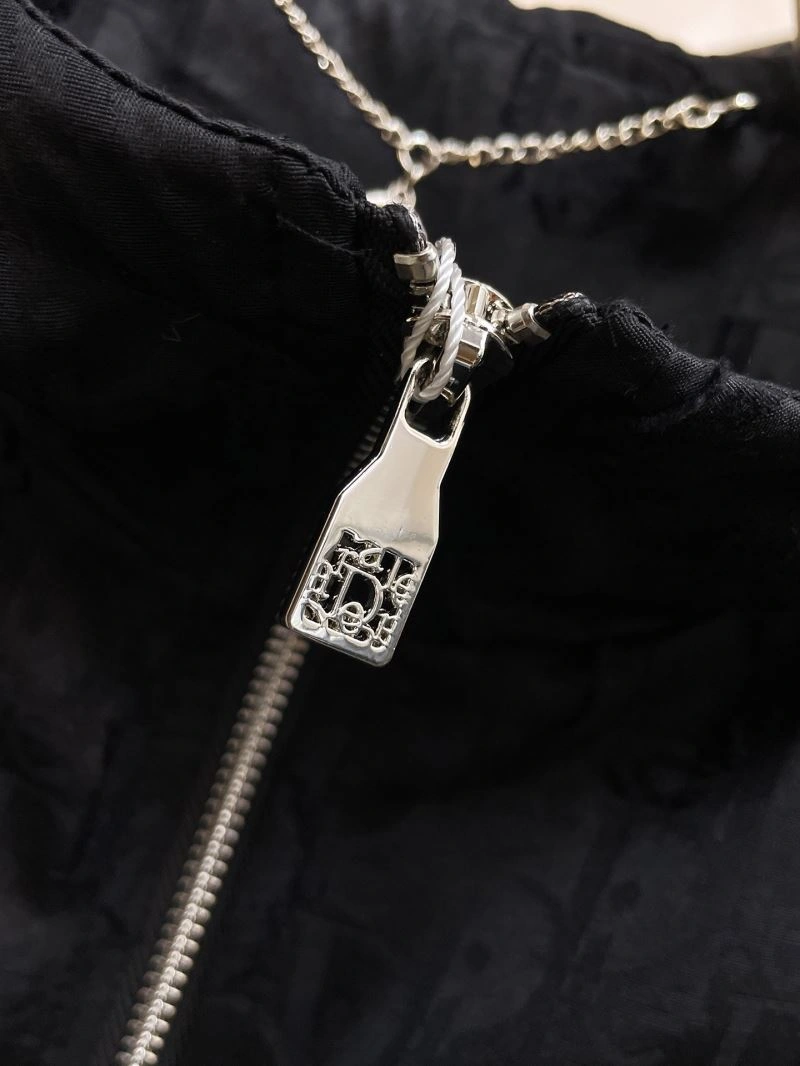 Trendy Christian Dior Outwear 115383