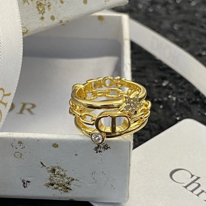 Chic Christian Dior Rings 236379