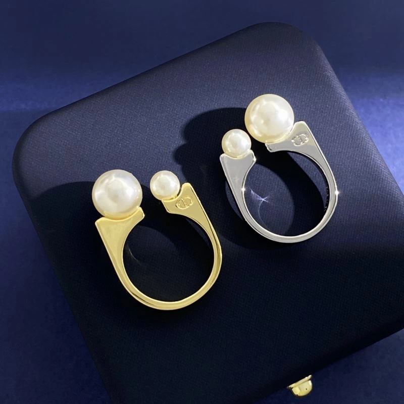 Lightweight Christian Dior Rings 236064