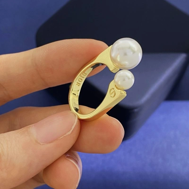 Lightweight Christian Dior Rings 236064