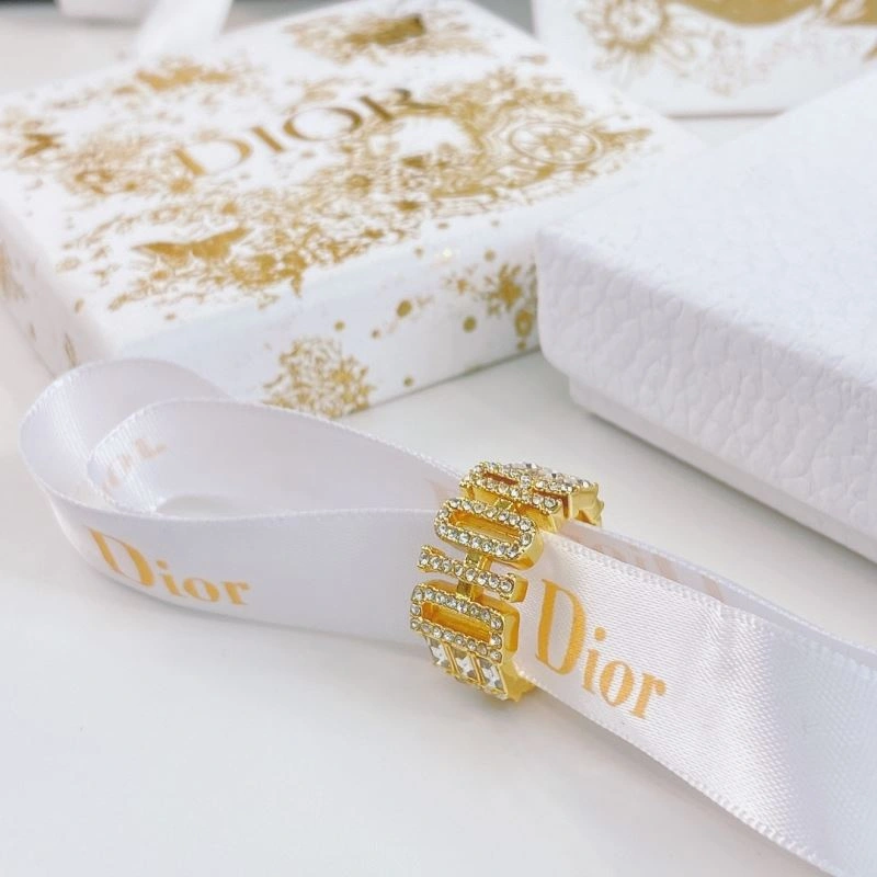 Supportive Christian Dior Rings 235435