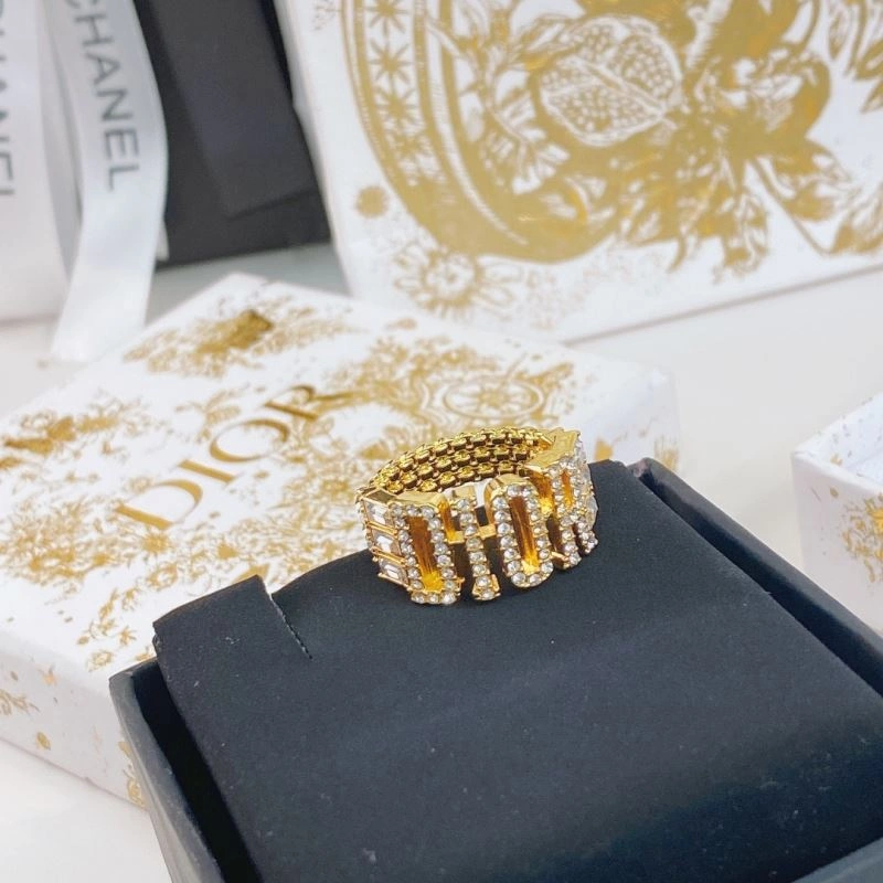 Supportive Christian Dior Rings 235435