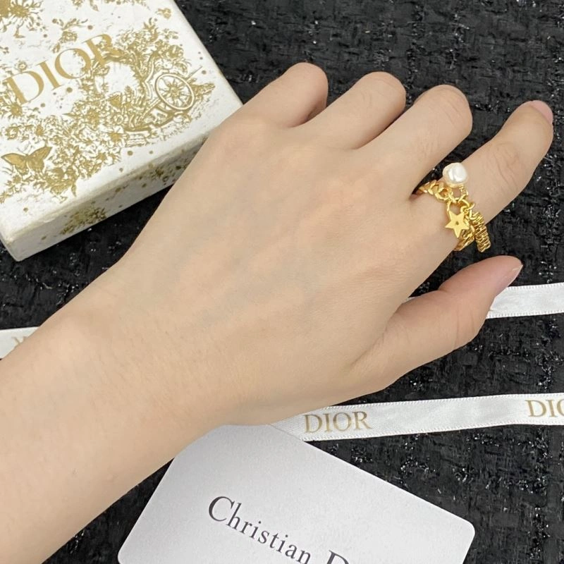 Stretchable Christian Dior Rings 235422