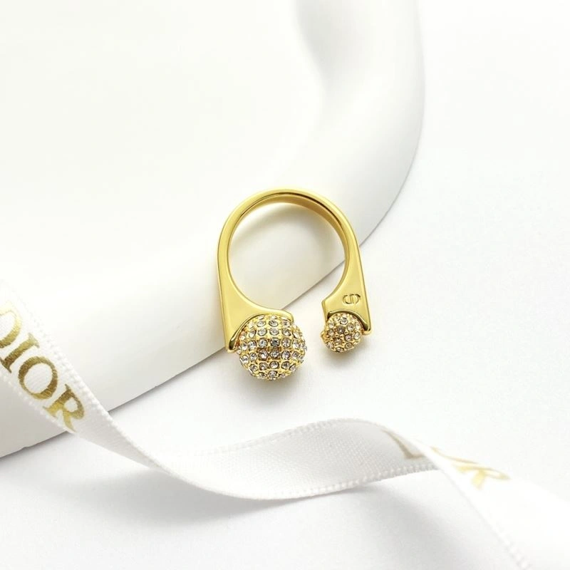Resilient Christian Dior Rings 235177