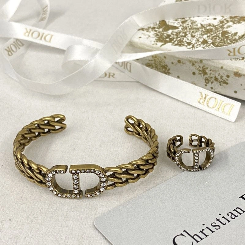 MultiPurpose Christian Dior Rings 234677