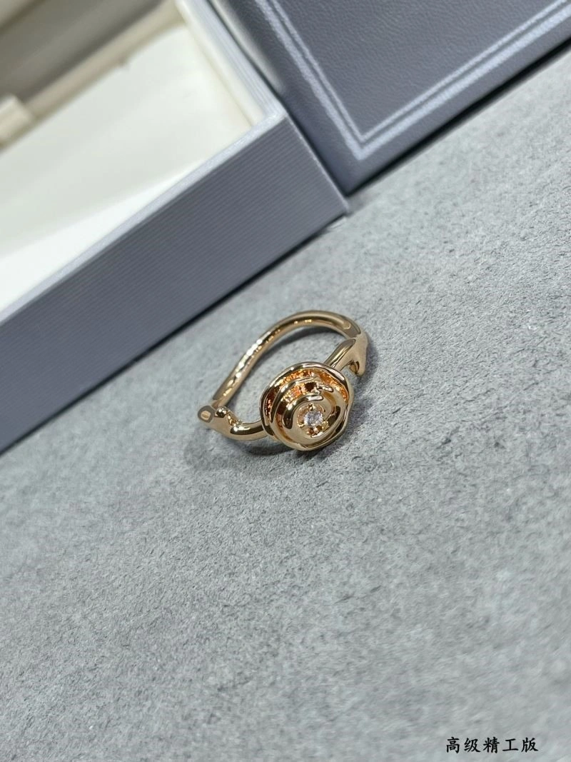 Bold Christian Dior Rings 234055