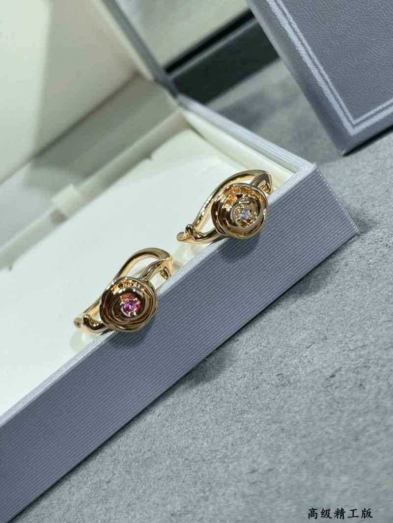 Bold Christian Dior Rings 234055