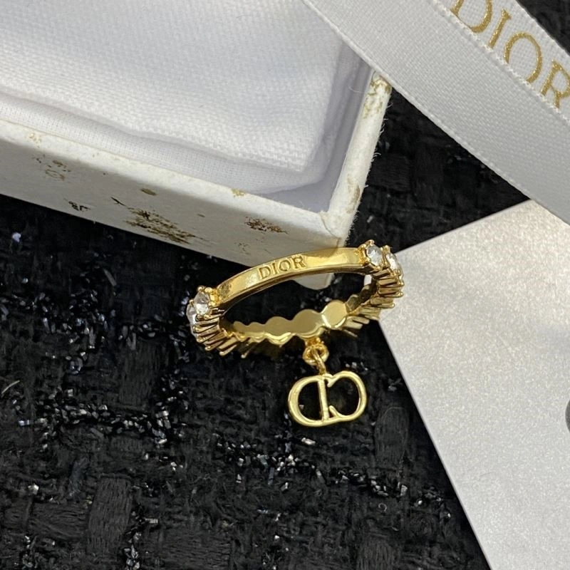 Comfortable Christian Dior Rings 233710