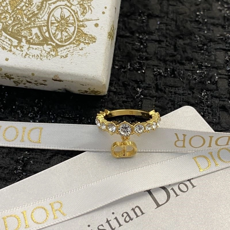 Comfortable Christian Dior Rings 233710