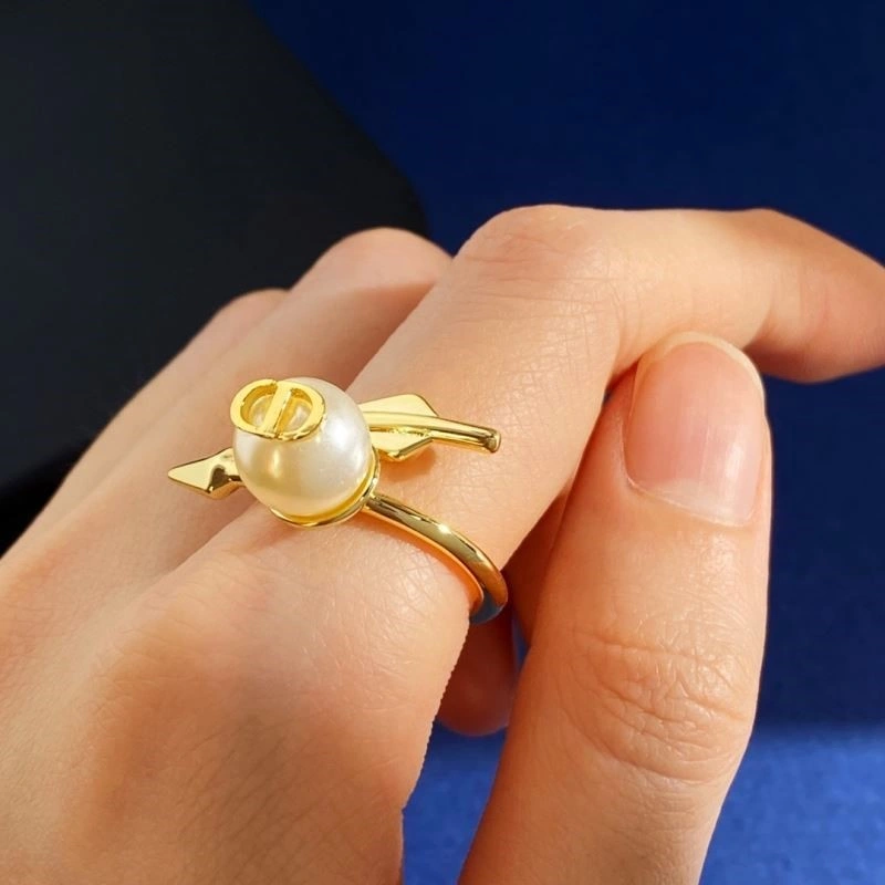 Lightweight Christian Dior Rings 233316