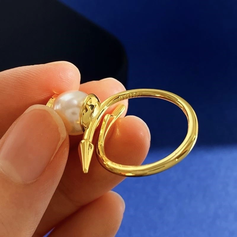 Lightweight Christian Dior Rings 233316