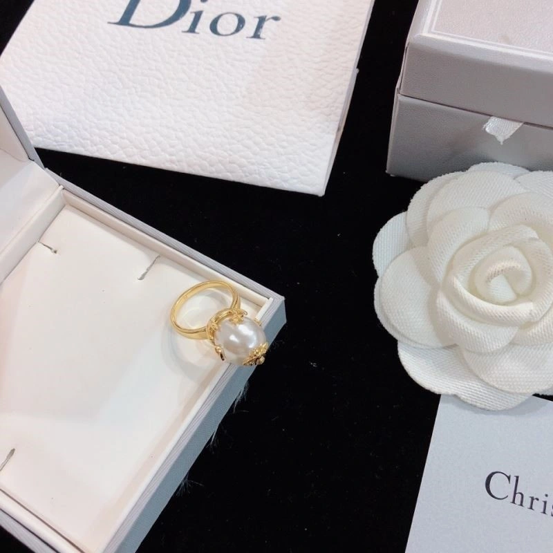 Stylish Christian Dior Rings 232937