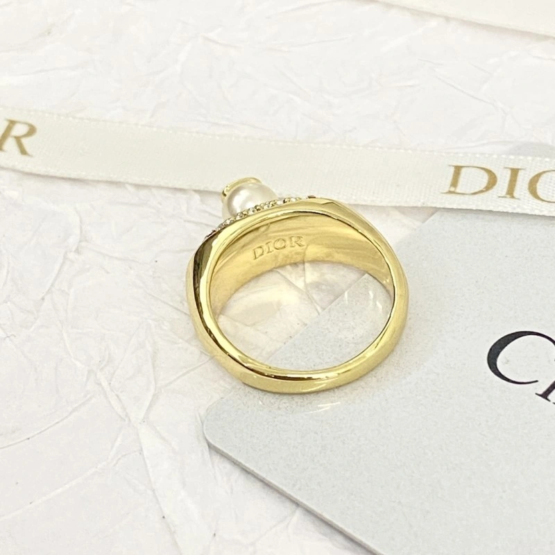 Comfortable Christian Dior Rings 232424