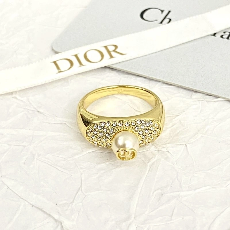 Comfortable Christian Dior Rings 232424