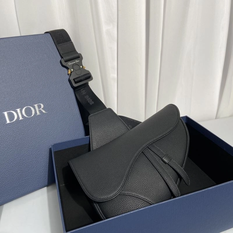 Elegant Christian Dior Saddle Bags 70534