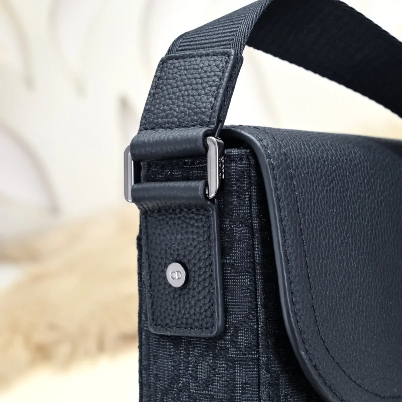 Comfortable Christian Dior Saddle Bags 37704