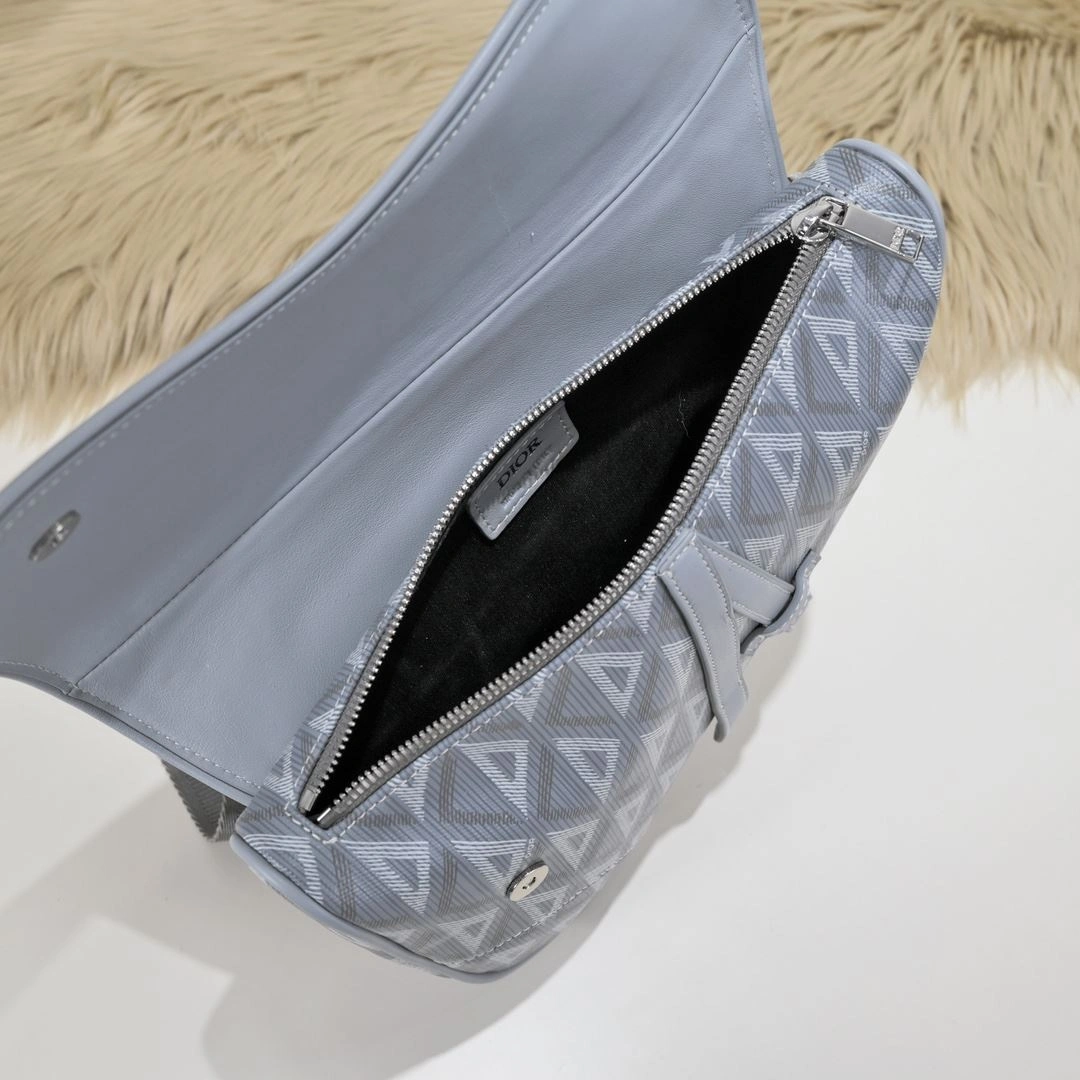 Christian Dior Saddle bags Comfortable 91190