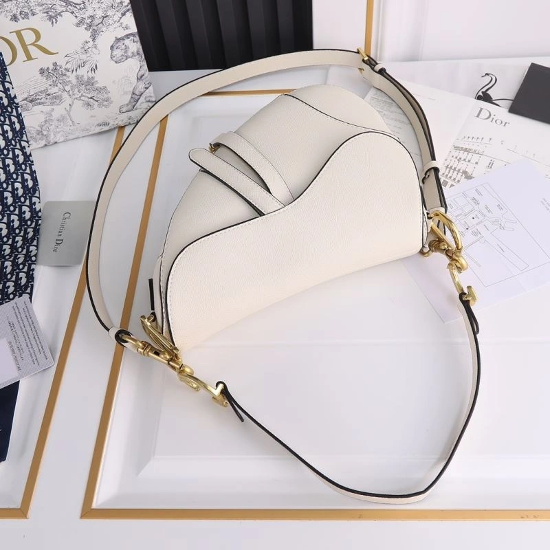 Sleek Christian Dior Saddle bags 87841
