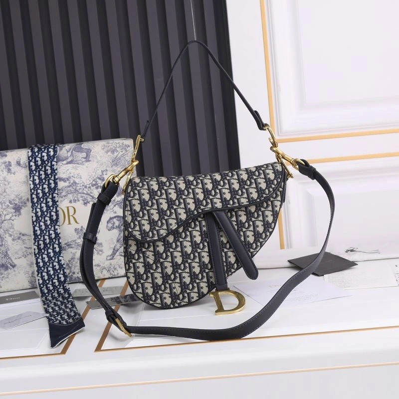 EyeCatching Christian Dior Saddle bags 87840