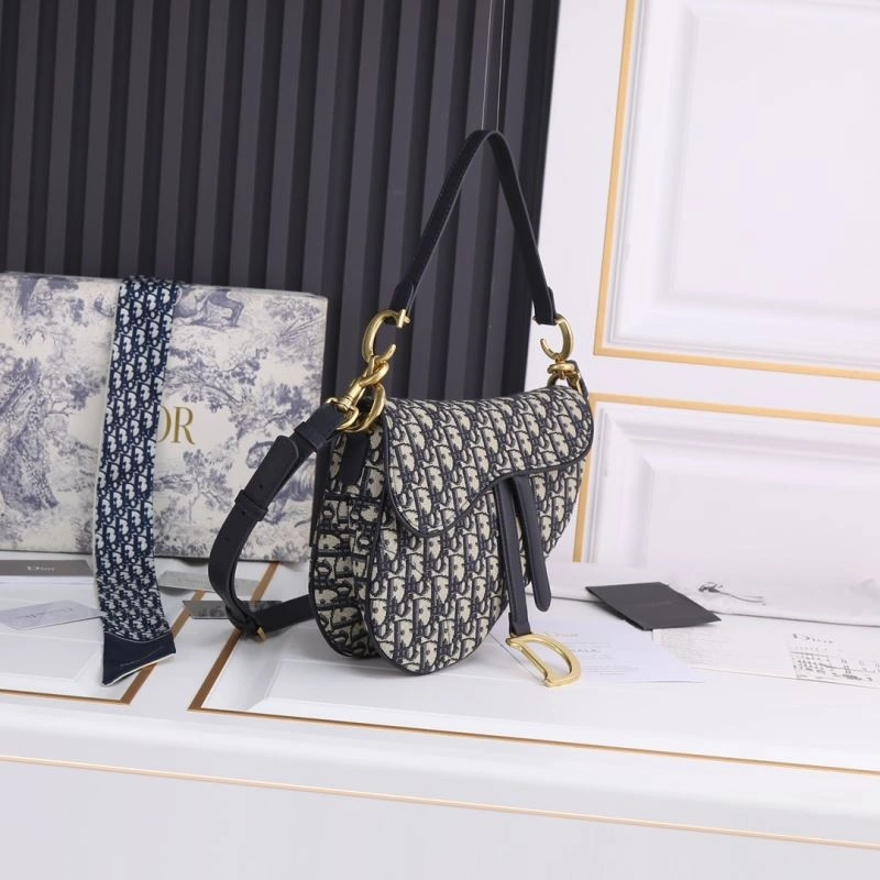 EyeCatching Christian Dior Saddle bags 87840