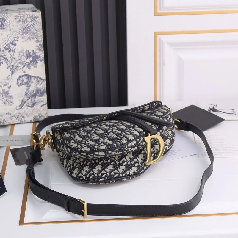 EyeCatching Christian Dior Saddle bags 87840