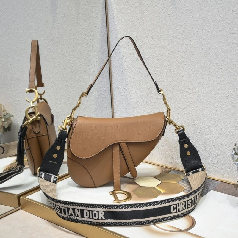 Trendsetting Christian Dior Saddle bags 87839