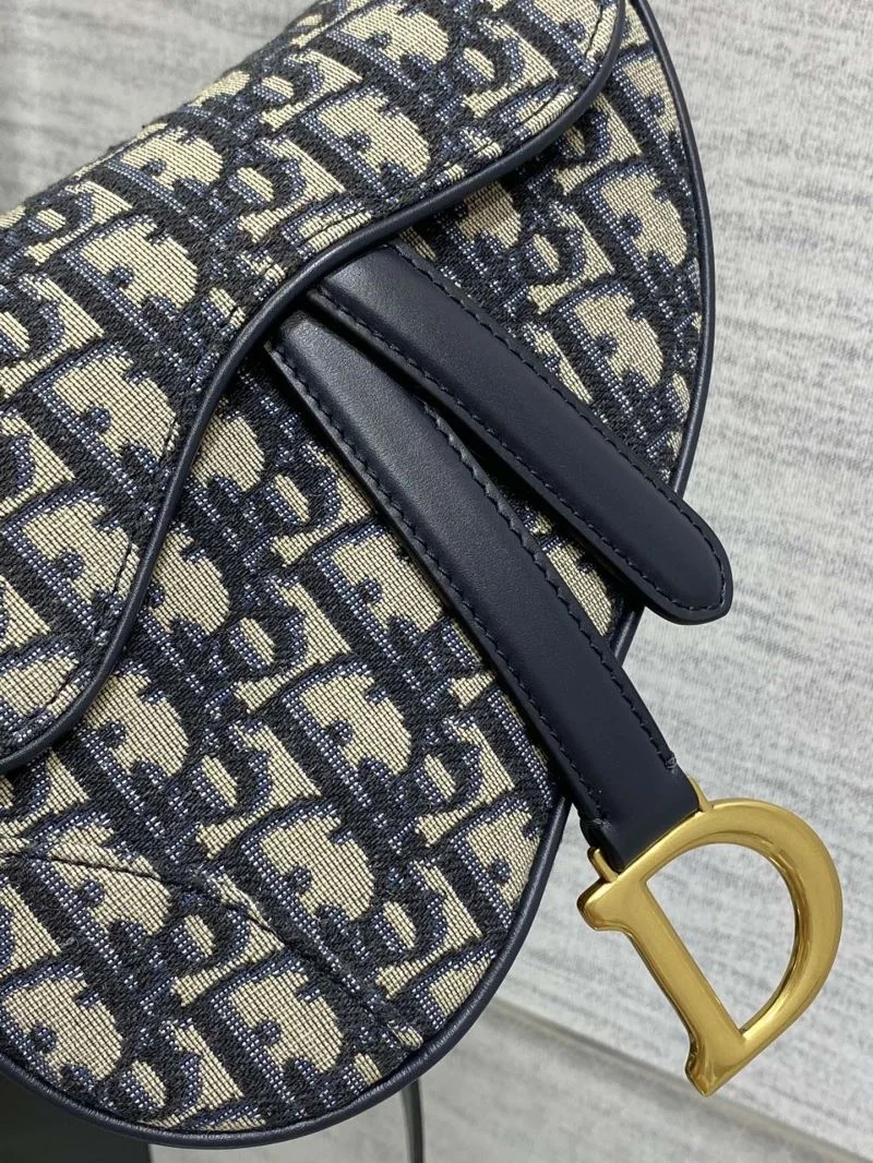 Bold Christian Dior Saddle bags 47243