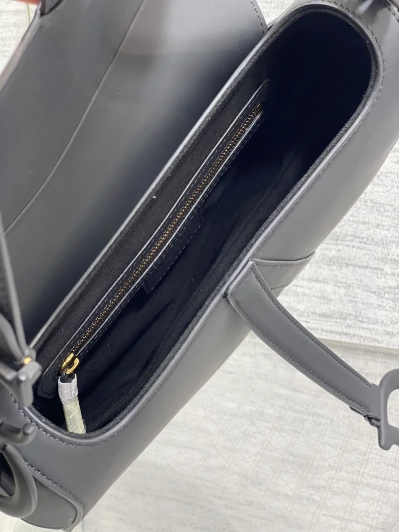 Contemporary Christian Dior Saddle bags 47238
