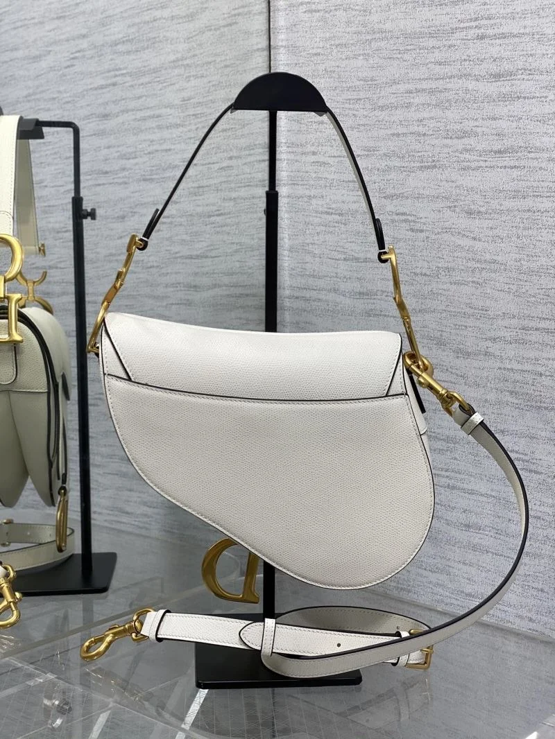 Versatile Christian Dior Saddle bags 47233