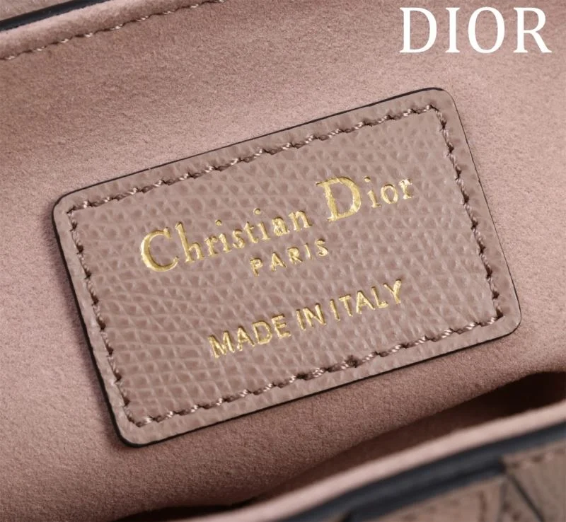 Fashionable Christian Dior Saddle bags 47193