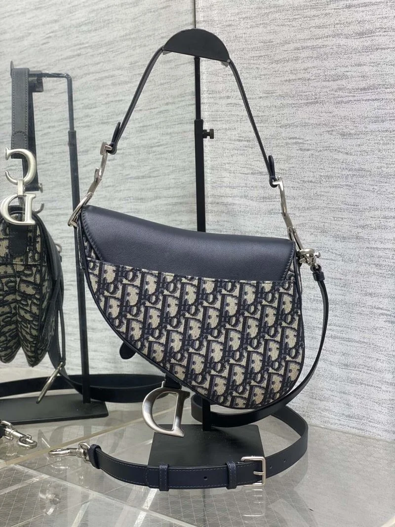 Christian Dior Saddle bags Durable 47181