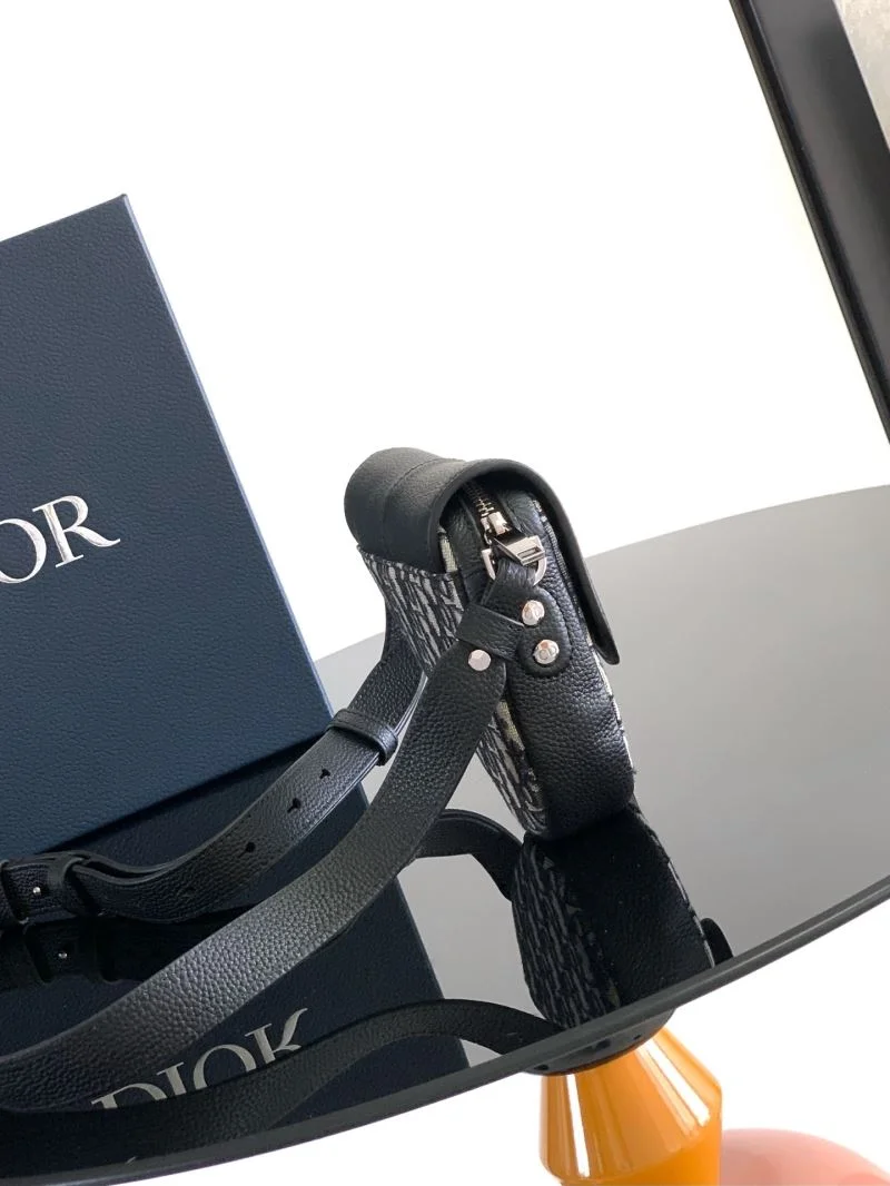 Unique Christian Dior Saddle bags 47170