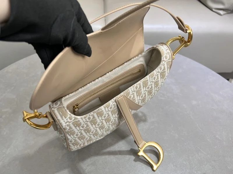 Bold Christian Dior Saddle bags 47171