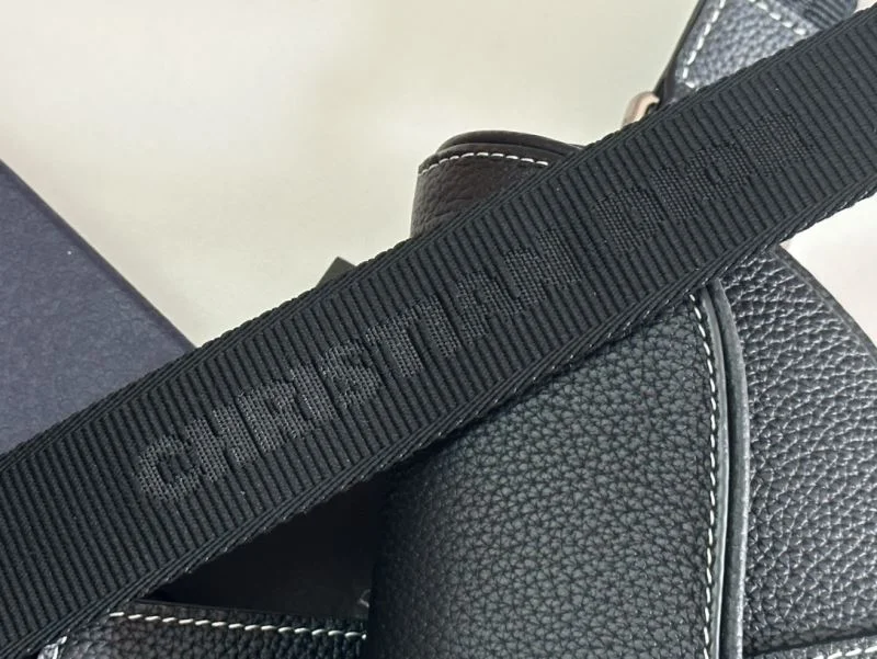Flexible Christian Dior Saddle bags 47168